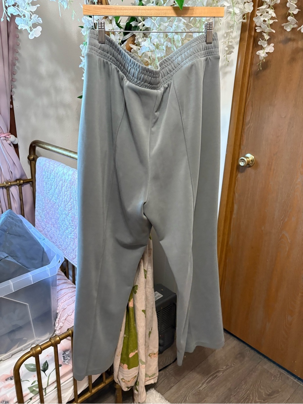 FLX Wide-Leg Drawstring Track Pants in Gray - Picture 5 of 6
